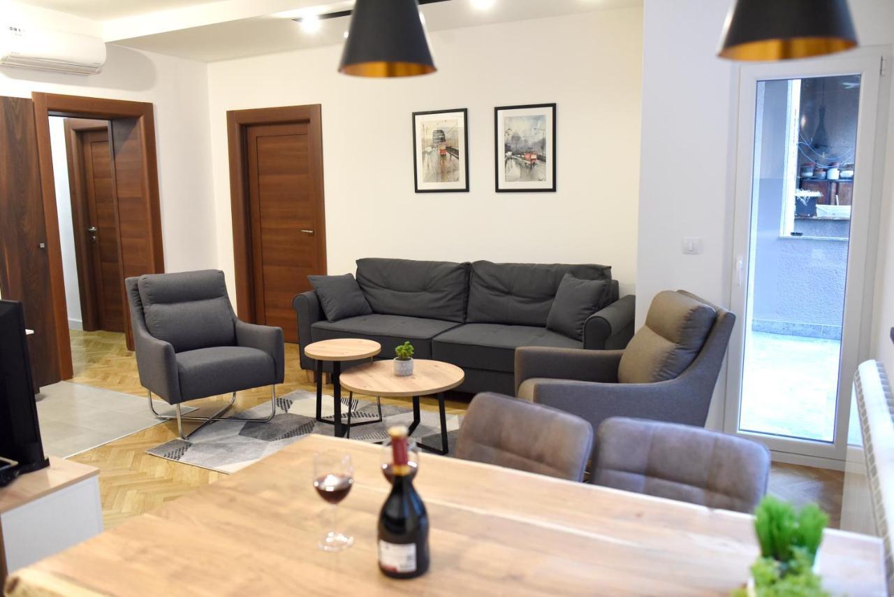 Apartments Belvedere Belgrado Esterno foto
